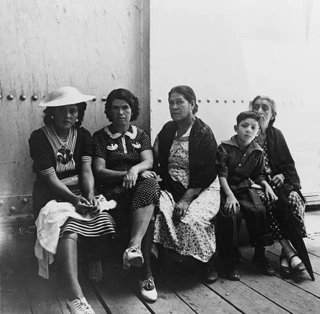 The Promise of the Statue of Liberty: A Legacy to U.S. Immigration 4 Historic photo of Mexican immigrant family